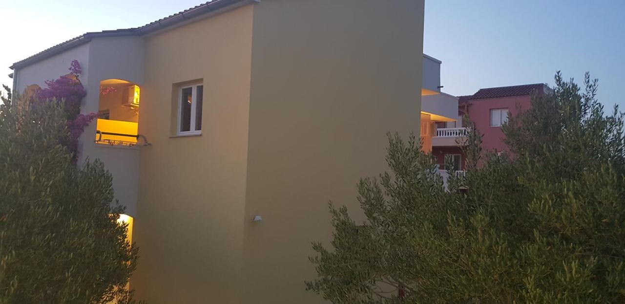 Apartmani Vranjkovic Vodice Exteriér fotografie
